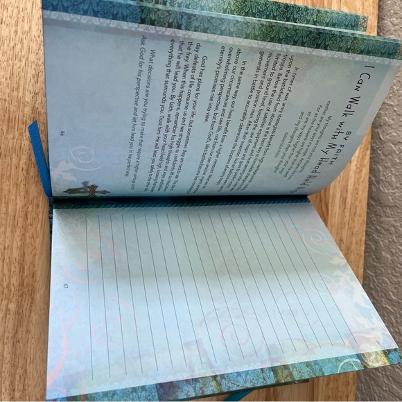 Notebook - Picture 4 of 4